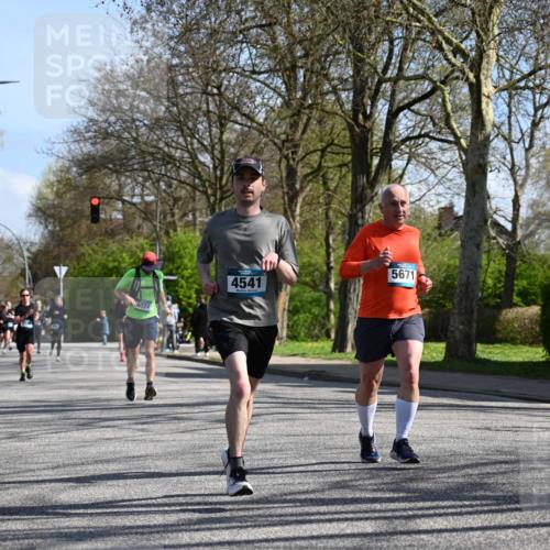 12.04.2026 - 45. Internationalen Wilhelmsburger Insellauf J. Mangold http://msf.ph/oto/9463160 12.04.2026 10:51:53 Ziel 3183, 3567, 2729, 5553, 2837, 4541, 2432, 4414, 5671, 4596, 4024, 5789, 3151, 3674, 3184, 3184, 3366, 3923, 3887, 3102, 3852, 2239, 2256, 2255, 2256, 2255, 5501, 5574, 4710, 4689, 4836 meine-sportfotos.de