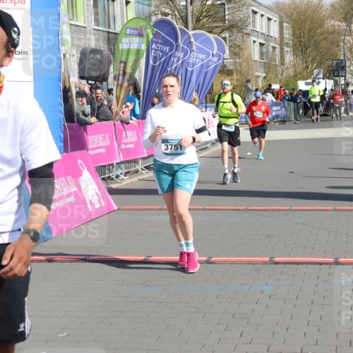 12.04.2026 - 45. Internationalen Wilhelmsburger Insellauf Strokosch-Dieckow http://msf.ph/oto/9463184 12.04.2026 11:12:18 Ziel 3751, 4920 meine-sportfotos.de