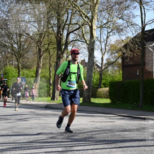 12.04.2026 - 45. Internationalen Wilhelmsburger Insellauf J. Mangold http://msf.ph/oto/9463191 12.04.2026 10:51:57 Ziel 3567, 2729, 5553, 2837, 4541, 2432, 4414, 5671, 4596, 4024, 5789, 3151, 3674, 3184, 3366, 3923, 3887, 3102, 3887, 3102, 3852, 2239, 2256, 2255, 5501, 5574, 4710, 4689, 4836, 3291, 5284 meine-sportfotos.de