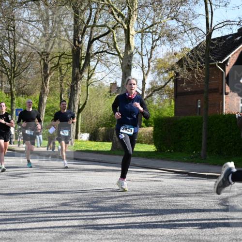 12.04.2026 - 45. Internationalen Wilhelmsburger Insellauf J. Mangold http://msf.ph/oto/9463247 12.04.2026 10:52:05 Ziel 4414, 5671, 4596, 4024, 5789, 3151, 3674, 3184, 3366, 3923, 3887, 3102, 3852, 2239, 2256, 2255, 2256, 2255, 5501, 5574, 4710, 4689, 4836, 3291, 5284, 3577, 2625, 4008, 3237, 5727 meine-sportfotos.de