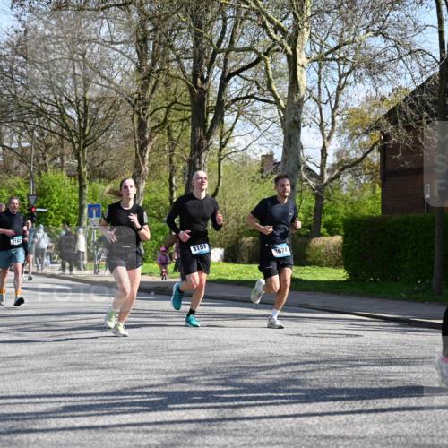 12.04.2026 - 45. Internationalen Wilhelmsburger Insellauf J. Mangold http://msf.ph/oto/9463259 12.04.2026 10:52:06 Ziel 4414, 5671, 4596, 4024, 5789, 3151, 3674, 3184, 3366, 3923, 3887, 3102, 3852, 2239, 2256, 2255, 5501, 5574, 5501, 5574, 4710, 4689, 4836, 3291, 3291, 5284, 3577, 2625, 4008, 3237, 5727 meine-sportfotos.de