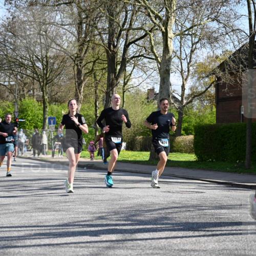 12.04.2026 - 45. Internationalen Wilhelmsburger Insellauf J. Mangold http://msf.ph/oto/9463260 12.04.2026 10:52:06 Ziel 4414, 5671, 4596, 4024, 5789, 3151, 3674, 3184, 3366, 3923, 3887, 3102, 3852, 2239, 2256, 2255, 5501, 5574, 5501, 5574, 4710, 4689, 4836, 3291, 3291, 5284, 3577, 2625, 4008, 3237, 5727 meine-sportfotos.de
