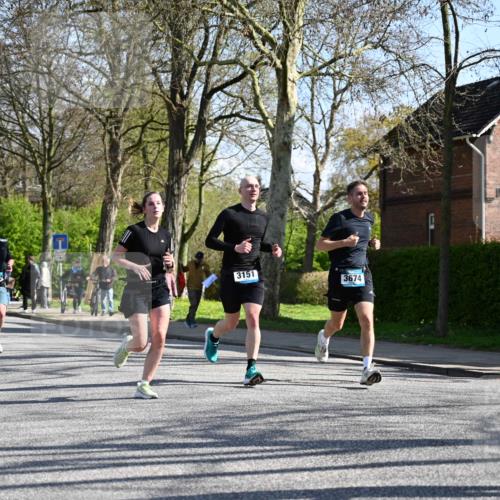 12.04.2026 - 45. Internationalen Wilhelmsburger Insellauf J. Mangold http://msf.ph/oto/9463269 12.04.2026 10:52:06 Ziel 4414, 5671, 4596, 4024, 5789, 3151, 3674, 3184, 3366, 3923, 3887, 3102, 3852, 2239, 2256, 2255, 5501, 5574, 5501, 5574, 4710, 4689, 4836, 3291, 3291, 5284, 3577, 2625, 4008, 3237, 5727 meine-sportfotos.de