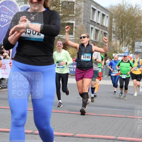 12.04.2026 - 45. Internationalen Wilhelmsburger Insellauf Strokosch-Dieckow http://msf.ph/oto/9463290 12.04.2026 13:16:49 Ziel 3220, 4502, 3897, 3245, 4849, 3195, 5275, 5269 meine-sportfotos.de