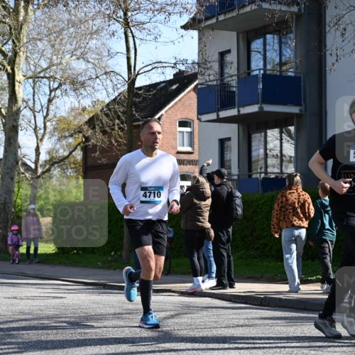 12.04.2026 - 45. Internationalen Wilhelmsburger Insellauf J. Mangold http://msf.ph/oto/9463304 12.04.2026 10:52:18 Ziel 3184, 3366, 3923, 3887, 3102, 3852, 2239, 2256, 2255, 5501, 5574, 4710, 4689, 4836, 3291, 3291, 5284, 3577, 2625, 4008, 3237, 5727, 2746, 2355, 5491, 3576 meine-sportfotos.de