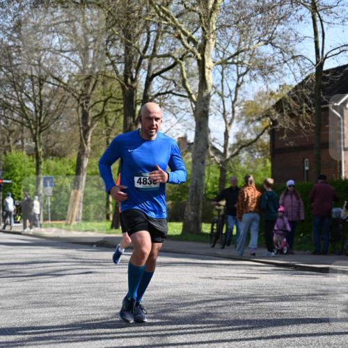 12.04.2026 - 45. Internationalen Wilhelmsburger Insellauf J. Mangold http://msf.ph/oto/9463353 12.04.2026 10:52:26 Ziel 3852, 2239, 2256, 2255, 5501, 5574, 4710, 4689, 4836, 3291, 5284, 3577, 2625, 4008, 3237, 3237, 5727, 2746, 2355, 5491, 3576, 4457, 2978, 2004 meine-sportfotos.de