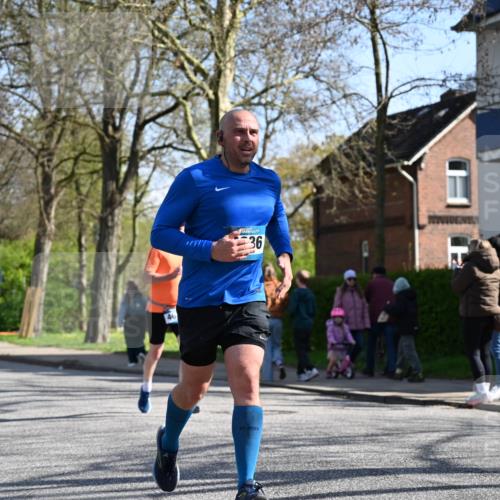 12.04.2026 - 45. Internationalen Wilhelmsburger Insellauf J. Mangold http://msf.ph/oto/9463363 12.04.2026 10:52:27 Ziel 3852, 2239, 2256, 2255, 5501, 5574, 4710, 4689, 4836, 3291, 5284, 3577, 2625, 4008, 3237, 5727, 2746, 2355, 5491, 3576, 4457, 2978, 2004 meine-sportfotos.de