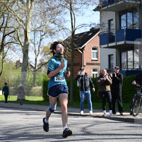 12.04.2026 - 45. Internationalen Wilhelmsburger Insellauf J. Mangold http://msf.ph/oto/9463396 12.04.2026 10:52:39 Ziel 4689, 4836, 3291, 5284, 3577, 2625, 4008, 3237, 5727, 2746, 2355, 5491, 3576, 4457, 2978, 2004, 2162, 4943, 4801, 4802, 5544 meine-sportfotos.de