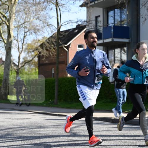 12.04.2026 - 45. Internationalen Wilhelmsburger Insellauf J. Mangold http://msf.ph/oto/9463467 12.04.2026 10:52:53 Ziel 5727, 2746, 2355, 5491, 3576, 4457, 2978, 2004, 2162, 4943, 4801, 4802, 5544, 4499, 4277, 2600, 5490, 4277, 2600, 5490, 5576, 5614, 4750, 2593 meine-sportfotos.de