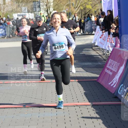 12.04.2026 - 45. Internationalen Wilhelmsburger Insellauf Strokosch-Dieckow http://msf.ph/oto/9463487 12.04.2026 10:53:44 Ziel 5544, 4499, 4277, 2600, 5490, 5576 meine-sportfotos.de