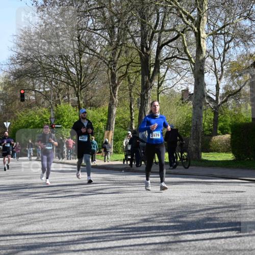 12.04.2026 - 45. Internationalen Wilhelmsburger Insellauf J. Mangold http://msf.ph/oto/9463494 12.04.2026 10:52:56 Ziel 2746, 2355, 5491, 3576, 4457, 2978, 2004, 2162, 4943, 4801, 4802, 5544, 4499, 4277, 2600, 5490, 5576, 5614, 4750, 2593, 2834, 2554 meine-sportfotos.de