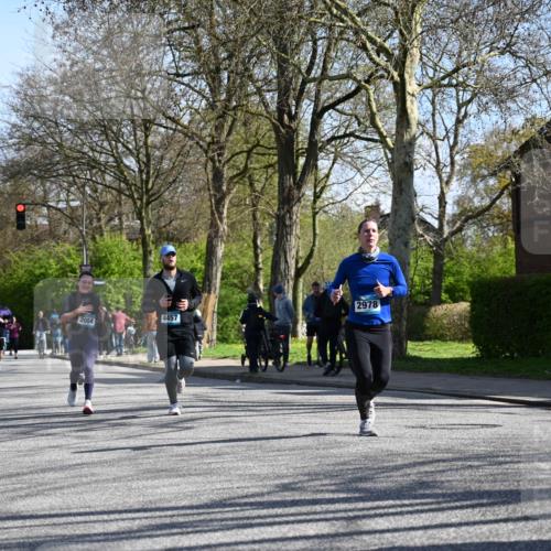 12.04.2026 - 45. Internationalen Wilhelmsburger Insellauf J. Mangold http://msf.ph/oto/9463503 12.04.2026 10:52:56 Ziel 2746, 2355, 5491, 3576, 4457, 2978, 2004, 2162, 4943, 4801, 4802, 5544, 4499, 4277, 2600, 5490, 5576, 5614, 4750, 2593, 2834, 2554 meine-sportfotos.de