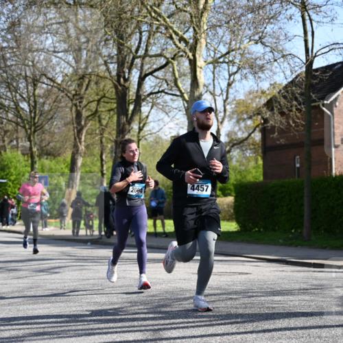 12.04.2026 - 45. Internationalen Wilhelmsburger Insellauf J. Mangold http://msf.ph/oto/9463521 12.04.2026 10:52:59 Ziel 2746, 2355, 5491, 3576, 4457, 2978, 2004, 2162, 4943, 4801, 4802, 5544, 4499, 4277, 2600, 5490, 5576, 5614, 4750, 2593, 2834, 2554, 5617 meine-sportfotos.de