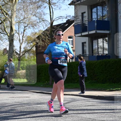 12.04.2026 - 45. Internationalen Wilhelmsburger Insellauf J. Mangold http://msf.ph/oto/9463567 12.04.2026 10:53:15 Ziel 2162, 4943, 4801, 4802, 5544, 4499, 4277, 2600, 5490, 5576, 5614, 4750, 2593, 2834, 2554, 5617, 5650, 5650, 4338, 5406 meine-sportfotos.de