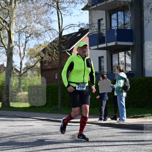 12.04.2026 - 45. Internationalen Wilhelmsburger Insellauf J. Mangold http://msf.ph/oto/9463618 12.04.2026 10:53:22 Ziel 4943, 4801, 4802, 5544, 4499, 4277, 2600, 5490, 5576, 5614, 4750, 2593, 2834, 2554, 5617, 5650, 4338, 5406, 2368, 5347, 3399, 2606 meine-sportfotos.de