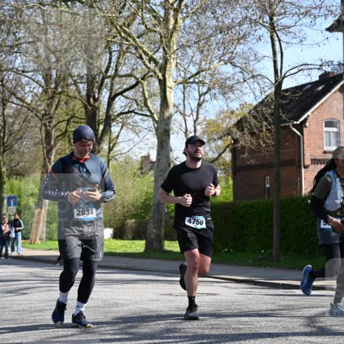 12.04.2026 - 45. Internationalen Wilhelmsburger Insellauf J. Mangold http://msf.ph/oto/9463634 12.04.2026 10:53:25 Ziel 5544, 4499, 4277, 2600, 5490, 5576, 5614, 4750, 2593, 2834, 2554, 5617, 5650, 4338, 5406, 2368, 5347, 3399, 2606 meine-sportfotos.de