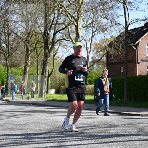 12.04.2026 - 45. Internationalen Wilhelmsburger Insellauf J. Mangold http://msf.ph/oto/9463717 12.04.2026 10:53:45 Ziel 2554, 5617, 5650, 4338, 5406, 2368, 5347, 3399, 2606, 3918, 5740, 2958, 2957, 2895, 3724, 2399, 3580, 3596, 4131 meine-sportfotos.de