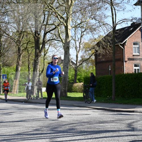12.04.2026 - 45. Internationalen Wilhelmsburger Insellauf J. Mangold http://msf.ph/oto/9463732 12.04.2026 10:53:51 Ziel 5650, 4338, 5406, 2368, 5347, 3399, 2606, 3918, 5740, 2958, 2957, 2895, 2958, 2957, 2895, 3724, 2399, 3580, 3596, 4131, 3580, 3596, 4131, 2569, 4389, 4390 meine-sportfotos.de