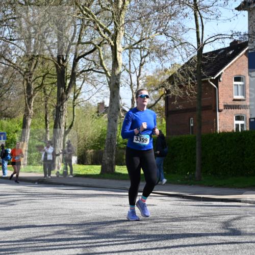 12.04.2026 - 45. Internationalen Wilhelmsburger Insellauf J. Mangold http://msf.ph/oto/9463742 12.04.2026 10:53:52 Ziel 5650, 4338, 5406, 2368, 5347, 3399, 2606, 3918, 5740, 2958, 2957, 2895, 3724, 2399, 3580, 3596, 4131, 2569, 4389, 4390, 2701 meine-sportfotos.de