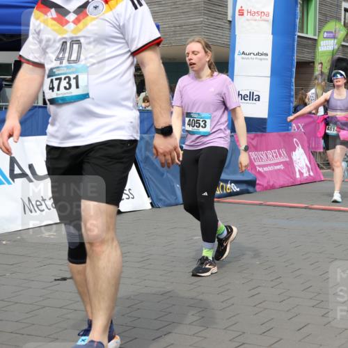 12.04.2026 - 45. Internationalen Wilhelmsburger Insellauf Strokosch-Dieckow http://msf.ph/oto/9463745 12.04.2026 13:16:23 Ziel 4053, 5686, 4814, 4491, 2681, 5839, 5582 meine-sportfotos.de