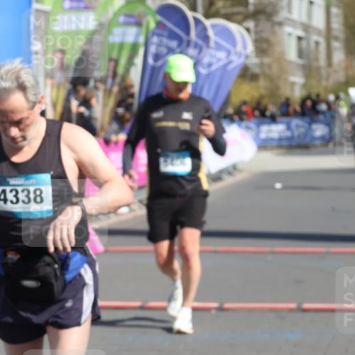 12.04.2026 - 45. Internationalen Wilhelmsburger Insellauf Strokosch-Dieckow http://msf.ph/oto/9463880 12.04.2026 10:54:16 Ziel 4338, 5406 meine-sportfotos.de