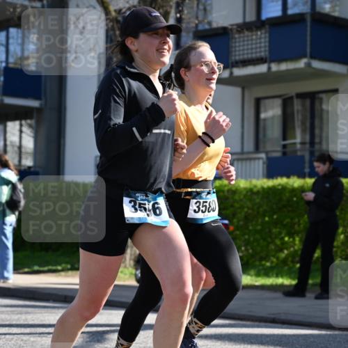 12.04.2026 - 45. Internationalen Wilhelmsburger Insellauf J. Mangold http://msf.ph/oto/9463885 12.04.2026 10:54:18 Ziel 3724, 2399, 3580, 3596, 4131, 2569, 4389, 4390, 2701, 4687, 3818, 3818, 4711, 2088, 5660, 5317 meine-sportfotos.de