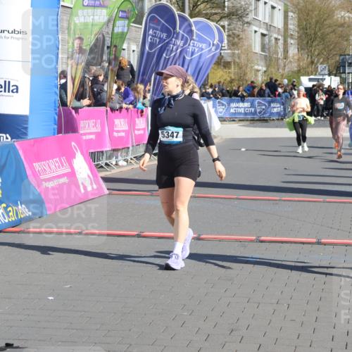 12.04.2026 - 45. Internationalen Wilhelmsburger Insellauf Strokosch-Dieckow http://msf.ph/oto/9463934 12.04.2026 10:54:25 Ziel 2368, 5347, 3399, 2606 meine-sportfotos.de