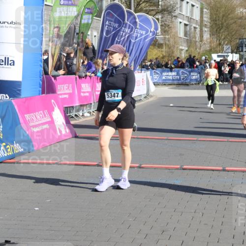 12.04.2026 - 45. Internationalen Wilhelmsburger Insellauf Strokosch-Dieckow http://msf.ph/oto/9463945 12.04.2026 10:54:25 Ziel 2368, 5347, 3399, 2606 meine-sportfotos.de