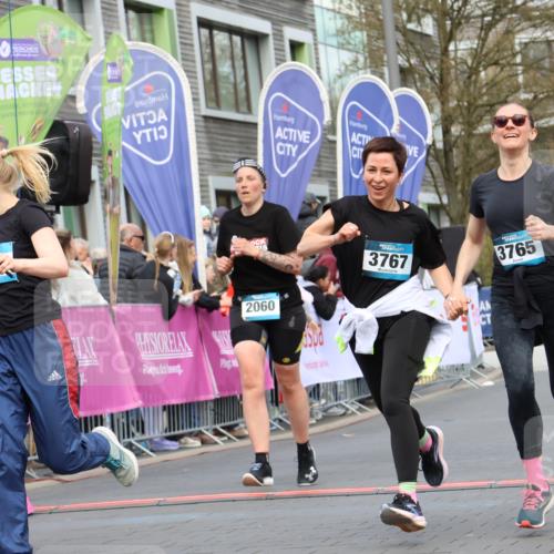12.04.2026 - 45. Internationalen Wilhelmsburger Insellauf Strokosch-Dieckow http://msf.ph/oto/9464017 12.04.2026 13:15:47 Ziel 3881, 3882, 3767, 3765, 4366 meine-sportfotos.de
