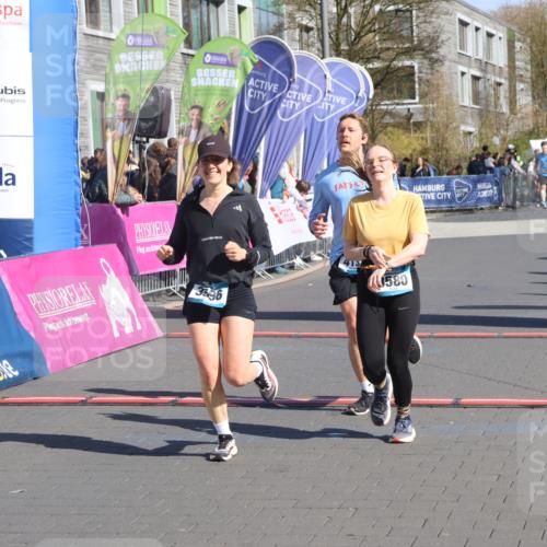 12.04.2026 - 45. Internationalen Wilhelmsburger Insellauf Strokosch-Dieckow http://msf.ph/oto/9464033 12.04.2026 10:54:44 Ziel 3580, 3596, 4131 meine-sportfotos.de