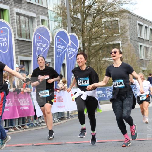 12.04.2026 - 45. Internationalen Wilhelmsburger Insellauf Strokosch-Dieckow http://msf.ph/oto/9464037 12.04.2026 13:15:47 Ziel 3881, 3882, 3767, 3765, 4366 meine-sportfotos.de