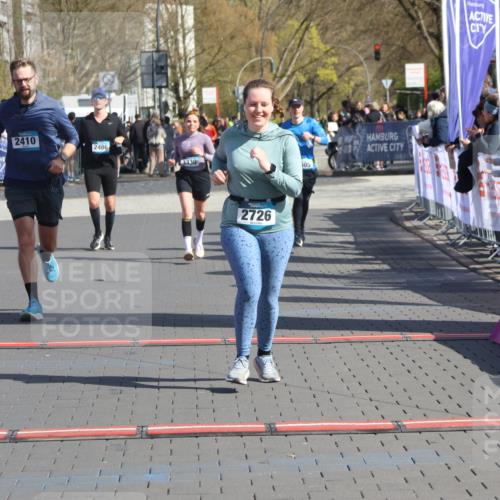 12.04.2026 - 45. Internationalen Wilhelmsburger Insellauf Strokosch-Dieckow http://msf.ph/oto/9464053 12.04.2026 11:14:17 Ziel 2726, 2410 meine-sportfotos.de