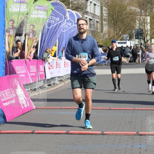 12.04.2026 - 45. Internationalen Wilhelmsburger Insellauf Strokosch-Dieckow http://msf.ph/oto/9464065 12.04.2026 11:14:19 Ziel 2726, 2410, 3330 meine-sportfotos.de