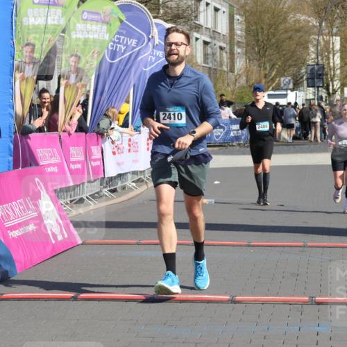 12.04.2026 - 45. Internationalen Wilhelmsburger Insellauf Strokosch-Dieckow http://msf.ph/oto/9464071 12.04.2026 11:14:19 Ziel 2726, 2410, 3330 meine-sportfotos.de