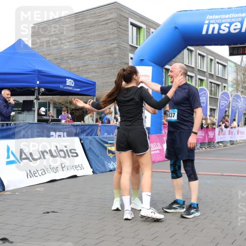 12.04.2026 - 45. Internationalen Wilhelmsburger Insellauf Strokosch-Dieckow http://msf.ph/oto/9464106 12.04.2026 13:15:30 Ziel 2110, 4695, 2815, 2785, 2043, 2118 meine-sportfotos.de