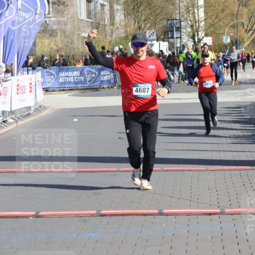 12.04.2026 - 45. Internationalen Wilhelmsburger Insellauf Strokosch-Dieckow http://msf.ph/oto/9464119 12.04.2026 10:55:06 Ziel 4687, 3818 meine-sportfotos.de