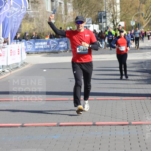 12.04.2026 - 45. Internationalen Wilhelmsburger Insellauf Strokosch-Dieckow http://msf.ph/oto/9464123 12.04.2026 10:55:06 Ziel 4687, 3818 meine-sportfotos.de