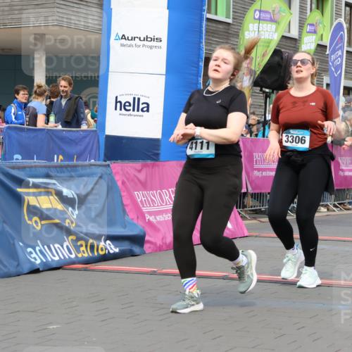 12.04.2026 - 45. Internationalen Wilhelmsburger Insellauf Strokosch-Dieckow http://msf.ph/oto/9464150 12.04.2026 13:15:19 Ziel 5156, 4111, 3306, 3328, 2772, 5348, 4837, 4838, 4669 meine-sportfotos.de
