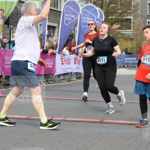 12.04.2026 - 45. Internationalen Wilhelmsburger Insellauf Strokosch-Dieckow http://msf.ph/oto/9464159 12.04.2026 13:15:17 Ziel 4418, 5156, 4111, 3306, 3328, 2772, 5348, 4837, 4838 meine-sportfotos.de