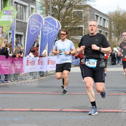 12.04.2026 - 45. Internationalen Wilhelmsburger Insellauf Strokosch-Dieckow http://msf.ph/oto/9464216 12.04.2026 13:15:06 Ziel 4852, 2430, 5813, 4747, 3773, 5602 meine-sportfotos.de