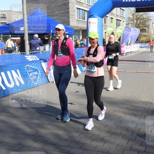 12.04.2026 - 45. Internationalen Wilhelmsburger Insellauf Strokosch-Dieckow http://msf.ph/oto/9464226 12.04.2026 10:55:39 Ziel 4197, 5747 meine-sportfotos.de