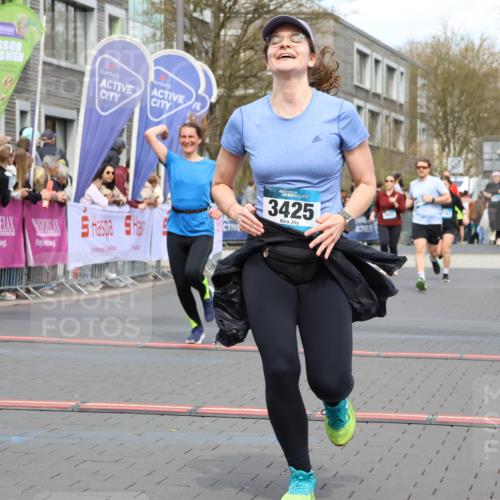 12.04.2026 - 45. Internationalen Wilhelmsburger Insellauf Strokosch-Dieckow http://msf.ph/oto/9464228 12.04.2026 13:15:01 Ziel 3469, 2107, 4421, 5242, 3425, 5142, 4852, 2430 meine-sportfotos.de