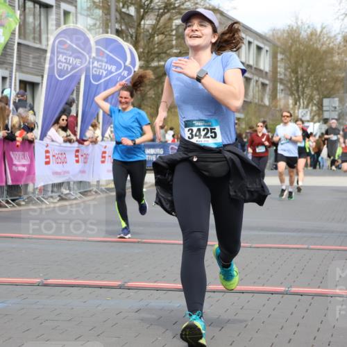 12.04.2026 - 45. Internationalen Wilhelmsburger Insellauf Strokosch-Dieckow http://msf.ph/oto/9464232 12.04.2026 13:15:01 Ziel 3469, 2107, 4421, 5242, 3425, 5142, 4852, 2430 meine-sportfotos.de