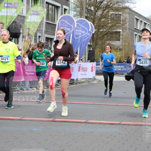12.04.2026 - 45. Internationalen Wilhelmsburger Insellauf Strokosch-Dieckow http://msf.ph/oto/9464242 12.04.2026 13:15:00 Ziel 3469, 2107, 4421, 5242, 3425, 5142, 4852 meine-sportfotos.de