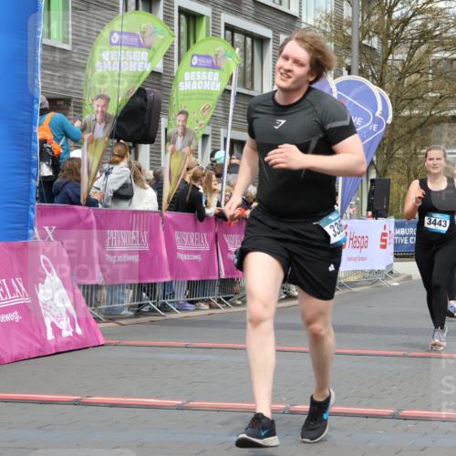 12.04.2026 - 45. Internationalen Wilhelmsburger Insellauf Strokosch-Dieckow http://msf.ph/oto/9464266 12.04.2026 13:14:54 Ziel 3360, 3443, 3469, 2107 meine-sportfotos.de