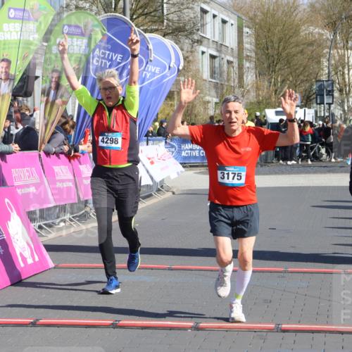12.04.2026 - 45. Internationalen Wilhelmsburger Insellauf Strokosch-Dieckow http://msf.ph/oto/9464293 12.04.2026 10:56:05 Ziel 3175, 4298, 5557 meine-sportfotos.de