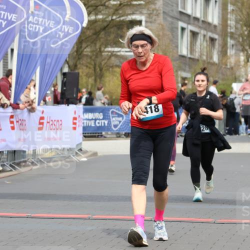 12.04.2026 - 45. Internationalen Wilhelmsburger Insellauf Strokosch-Dieckow http://msf.ph/oto/9464301 12.04.2026 13:14:45 Ziel 5418, 5481, 4228, 4573 meine-sportfotos.de