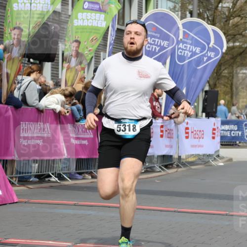 12.04.2026 - 45. Internationalen Wilhelmsburger Insellauf Strokosch-Dieckow http://msf.ph/oto/9464312 12.04.2026 13:14:36 Ziel 4716, 5318 meine-sportfotos.de