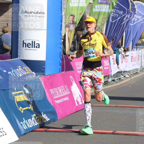 12.04.2026 - 45. Internationalen Wilhelmsburger Insellauf Strokosch-Dieckow http://msf.ph/oto/9464324 12.04.2026 10:56:13 Ziel 2349, 3118, 5822 meine-sportfotos.de