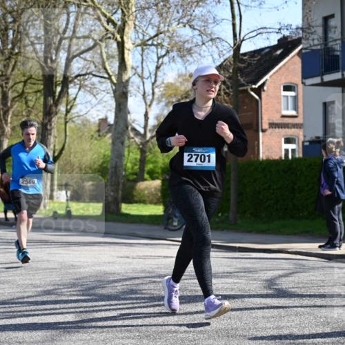 12.04.2026 - 45. Internationalen Wilhelmsburger Insellauf J. Mangold http://msf.ph/oto/9464347 12.04.2026 10:54:25 Ziel 3580, 3596, 4131, 2569, 4389, 4390, 2701, 4687, 3818, 4711, 2088, 5660, 5317, 2821, 2855, 4585, 2324 meine-sportfotos.de